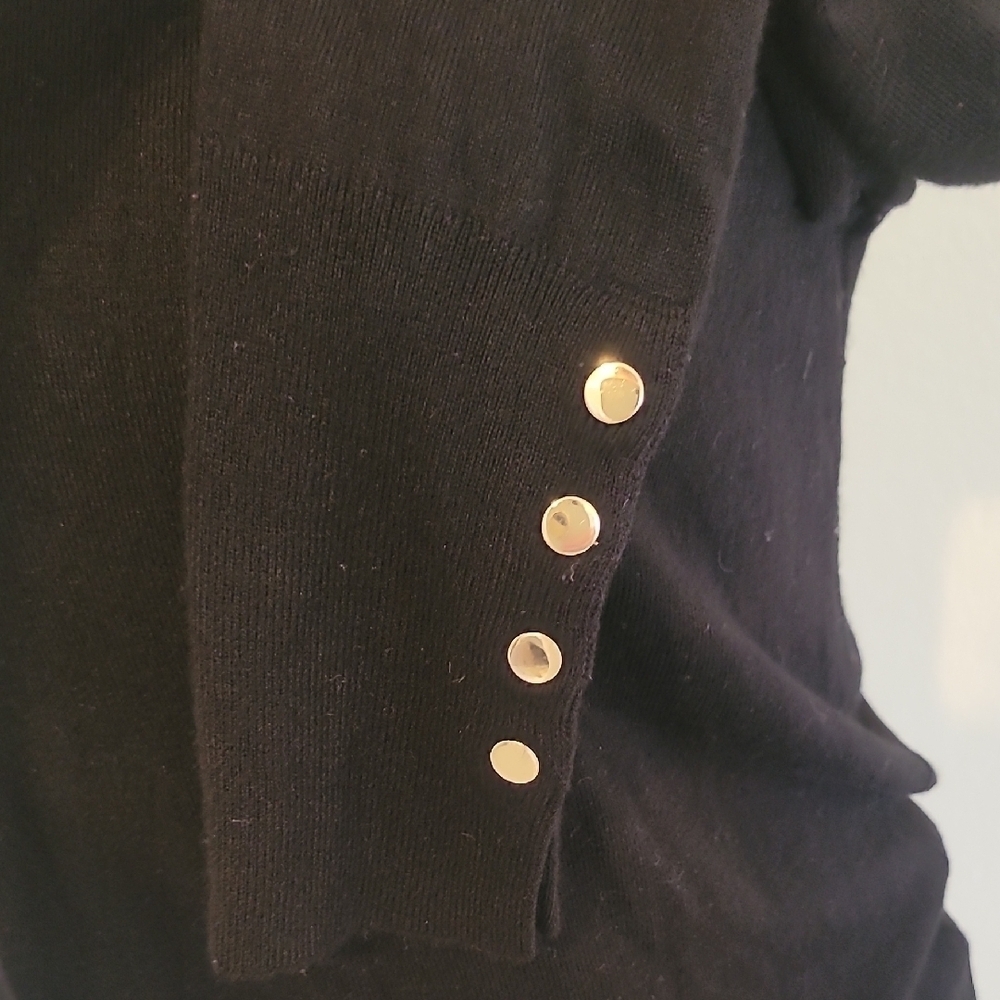Zara Classic Black Crew Neck Sweater - Picture 3 of 3